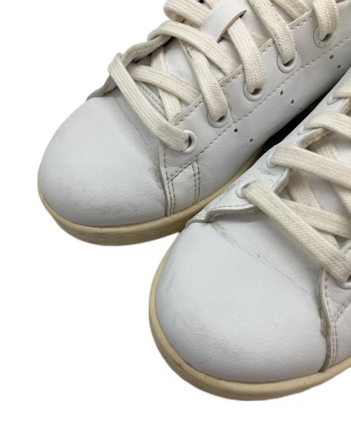 adidas（アディダス）adidas (アディダス) STANSMITH ホワイト サイズ:SIZE 22.5cmの古着・服飾アイテム