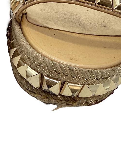 Christian Louboutin（クリスチャン・ルブタン）Christian Louboutin (クリスチャン・ルブタン) CATACLOU ウェッジソールサンダル ベージュ サイズ:SIZE 39の古着・服飾アイテム