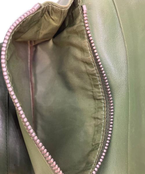 MIU MIU（ミュウミュウ）MIU MIU (ミュウミュウ) 3つ折り財布 グリーンの古着・服飾アイテム