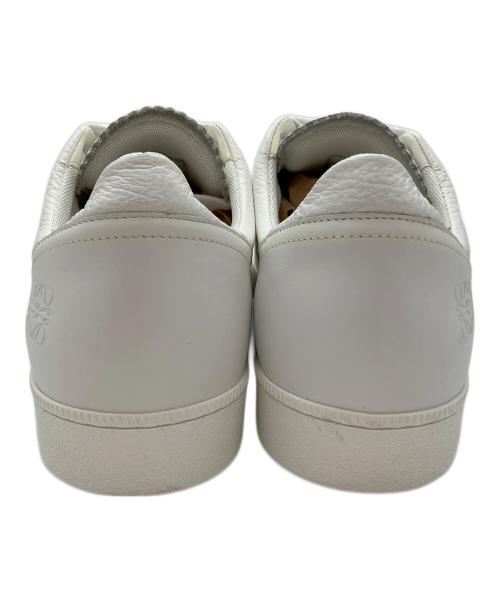 LOEWE（ロエベ）LOEWE (ロエベ) ローカットスニーカー ホワイト サイズ:SIZE 40の古着・服飾アイテム