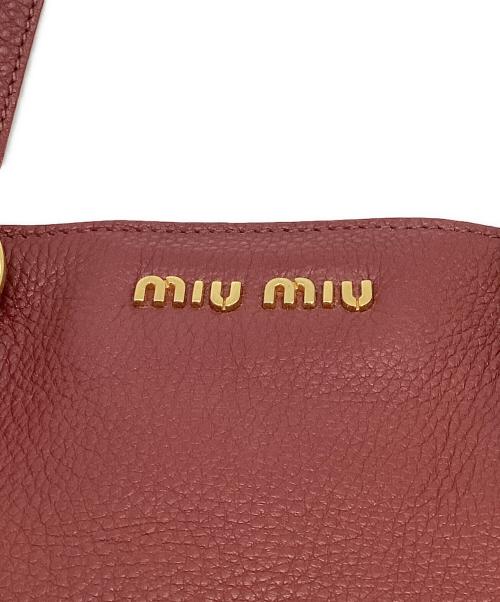 MIU MIU（ミュウミュウ）MIU MIU (ミュウミュウ) トートバッグ レッドの古着・服飾アイテム