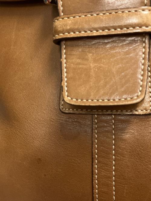 COACH（コーチ）COACH (コーチ) ソーホー スモール レザーダッフル ショルダーバッグ ブラウンの古着・服飾アイテム