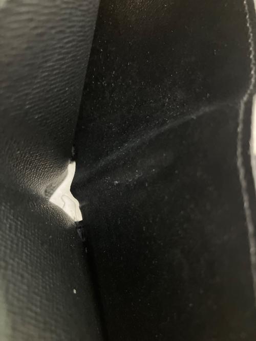 LOUIS VUITTON（ルイ ヴィトン）LOUIS VUITTON (ルイ ヴィトン) エピ ポルトフォイユ ミュルティプル 2つ折り財布 ブラックの古着・服飾アイテム