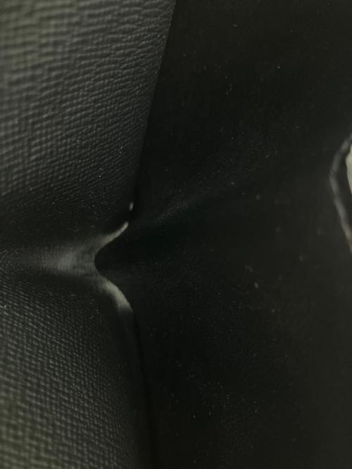 LOUIS VUITTON（ルイ ヴィトン）LOUIS VUITTON (ルイ ヴィトン) エピ ポルトフォイユ ミュルティプル 2つ折り財布 ブラックの古着・服飾アイテム