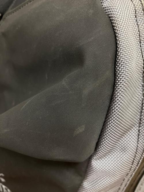 ARC'TERYX（アークテリクス）ARC'TERYX (アークテリクス) BEAMS (ビームス) ARRO16 リュック ブラック×グレー サイズ:容量16Lの古着・服飾アイテム
