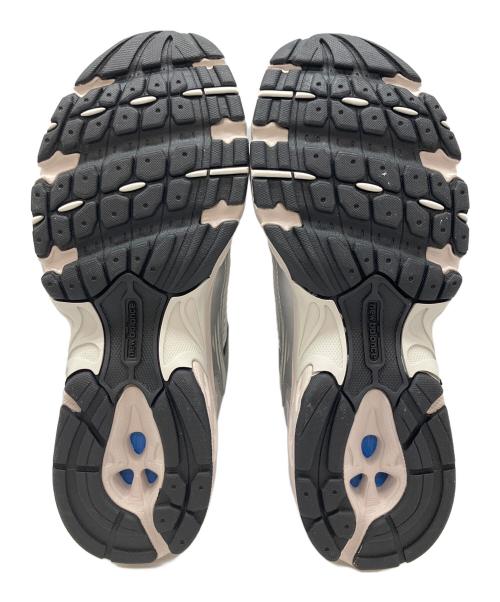 NEW BALANCE（ニューバランス）NEW BALANCE (ニューバランス) ローカットスニーカー ホワイト×シルバー サイズ:SIZE 24.5cmの古着・服飾アイテム