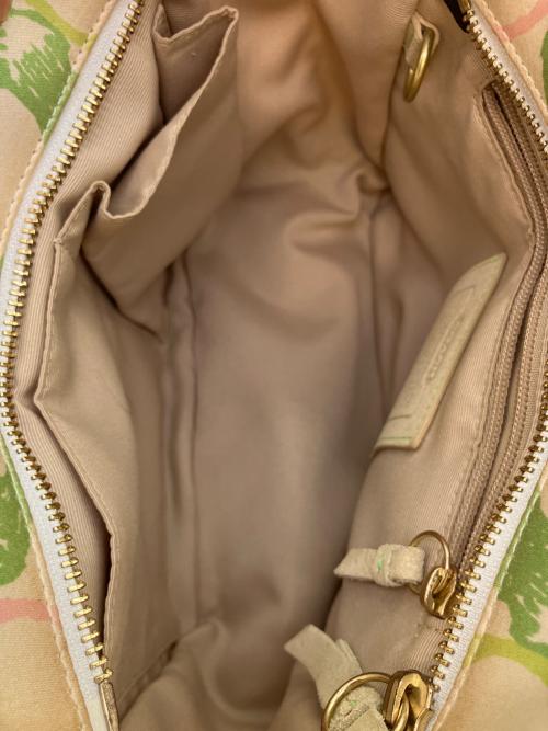 COACH（コーチ）COACH (コーチ) ハンプトンズ ウィークエンド スクリブル ハンドバッグ マルチカラーの古着・服飾アイテム