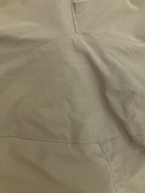 super.natural（スーパーナチュラル）super.natural (スーパーナチュラル) UGL (ウルトラグッドラック) RID SHELL PANTS ナイロンパンツ カーキ サイズ:SIZE L 未使用品の古着・服飾アイテム