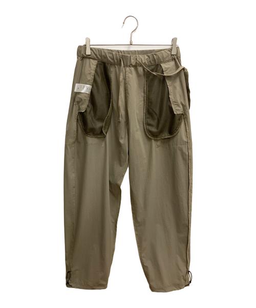 super.natural（スーパーナチュラル）super.natural (スーパーナチュラル) UGL (ウルトラグッドラック) RID SHELL PANTS ナイロンパンツ カーキ サイズ:SIZE L 未使用品の古着・服飾アイテム