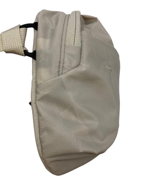 ARC'TERYX（アークテリクス）ARC'TERYX (アークテリクス) ヒリアド クロスボディ バッグ 2WAYボディバッグ ベージュの古着・服飾アイテム