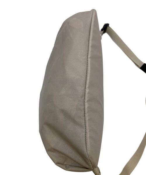 ARC'TERYX（アークテリクス）ARC'TERYX (アークテリクス) ヒリアド クロスボディ バッグ 2WAYボディバッグ ベージュの古着・服飾アイテム