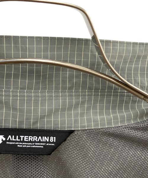 DESCENTE ALLTERRAIN（デザイント オルテライン）DESCENTE ALLTERRAIN (デザイント オルテライン) グレイッシュリップストップハーフスリーブシャツ 半袖シャツ グレー サイズ:SIZE Lの古着・服飾アイテム