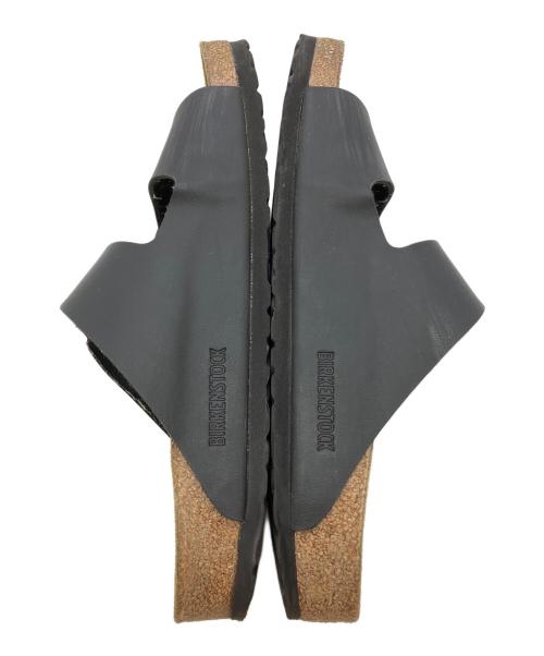 BIRKENSTOCK（ビルケンシュトック）BIRKENSTOCK (ビルケンシュトック) アリゾナ ビルコフロー サンダル ブラック サイズ:SIZE 26.5cmの古着・服飾アイテム