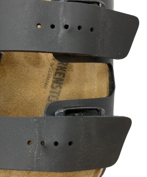 BIRKENSTOCK（ビルケンシュトック）BIRKENSTOCK (ビルケンシュトック) アリゾナ ビルコフロー サンダル ブラック サイズ:SIZE 26.5cmの古着・服飾アイテム