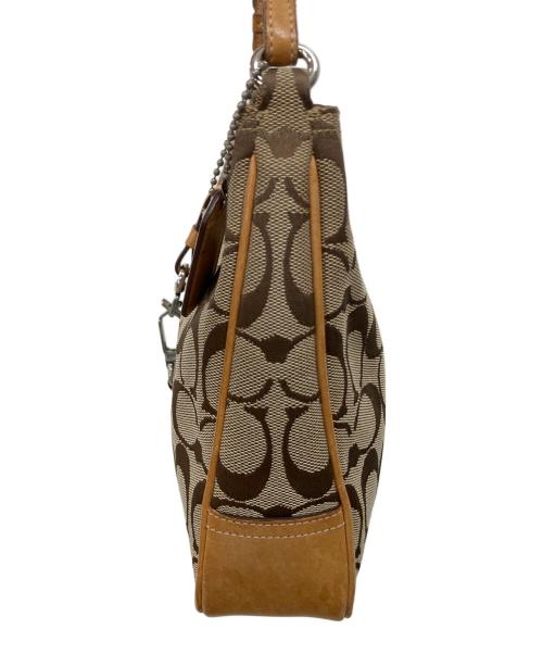 COACH（コーチ）COACH (コーチ) シグネチャー クリップホーボー　ショルダーバッグ ベージュの古着・服飾アイテム