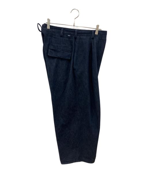 LEVI’S（リーヴァイス）LEVI’S (リーヴァイス) BLUETAB プリーツトラウザー ジーンズ ダークインディゴ ワイドデニムパンツ インディゴ サイズ:SIZE 78.5cm (W31)の古着・服飾アイテム