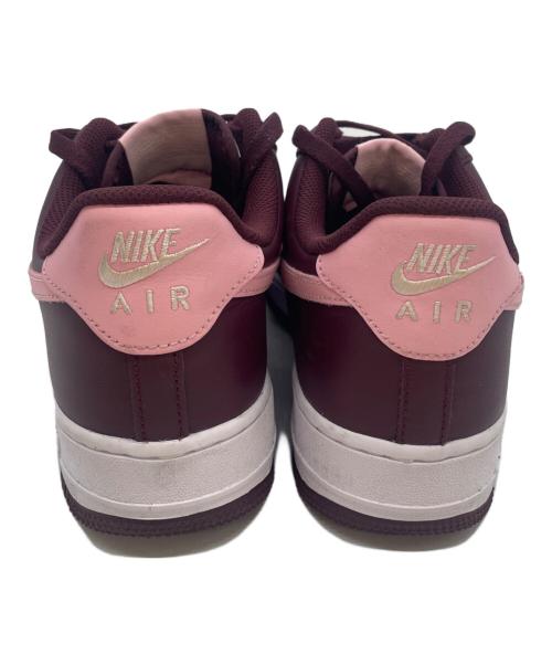 NIKE（ナイキ）NIKE (ナイキ) ローカットスニーカー ベージュ×ボルドー サイズ:27.5の古着・服飾アイテム