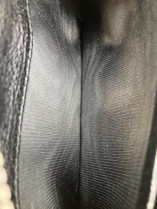 MIU MIU（ミュウミュウ）MIU MIU (ミュウミュウ) レオパード柄長財布 ネイビー×ブラックの古着・服飾アイテム