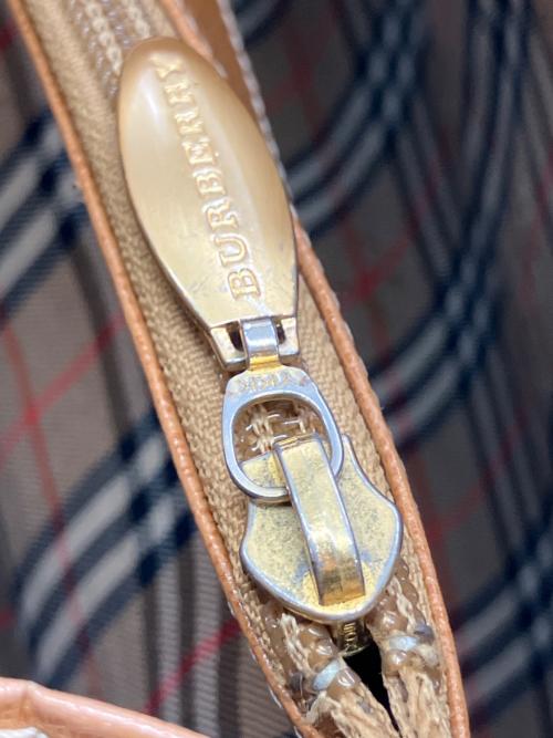 BURBERRY（バーバリー）BURBERRY (バーバリー) ハンドバッグ キャメルの古着・服飾アイテム