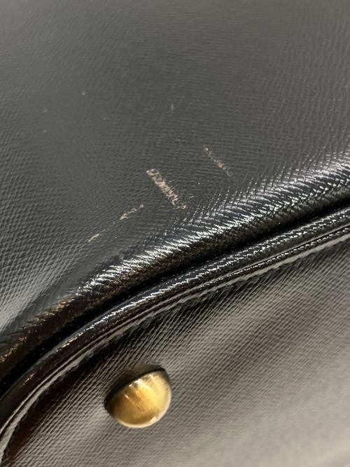 BURBERRY（バーバリー）BURBERRY (バーバリー) ハンドバッグ ブラックの古着・服飾アイテム