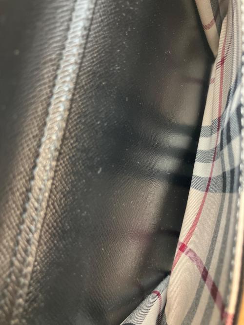 BURBERRY（バーバリー）BURBERRY (バーバリー) ハンドバッグ ブラックの古着・服飾アイテム