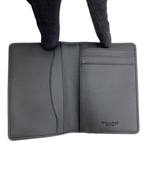 COACH（コーチ）COACH (コーチ) チェッカー プリント カード ウォレット ホワイト×ブラックの古着・服飾アイテム