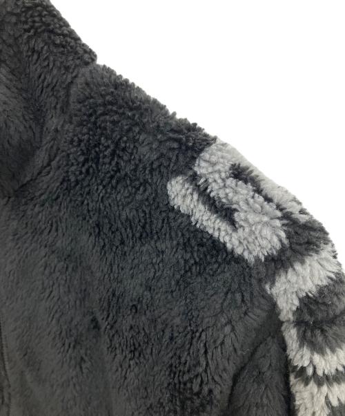 SUPREME（シュプリーム）SUPREME (シュプリーム) Shoulder Logo Fleece Jacket ボアジャケット ブラック サイズ:SIZE Mの古着・服飾アイテム