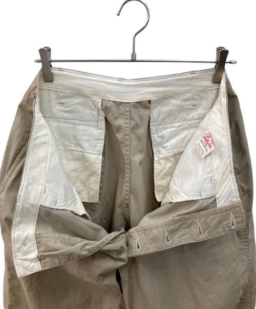 EVISU（エヴィス）EVISU (エヴィス) パンツ ベージュ サイズ:SIZE 38の古着・服飾アイテム