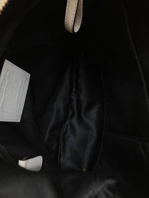 COACH（コーチ）COACH (コーチ) シグネチャー ワンショルダーバッグ ブラックの古着・服飾アイテム