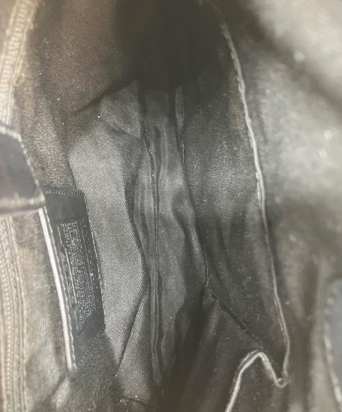 COACH（コーチ）COACH (コーチ) シグネチャー ショルダーバッグ ブラックの古着・服飾アイテム