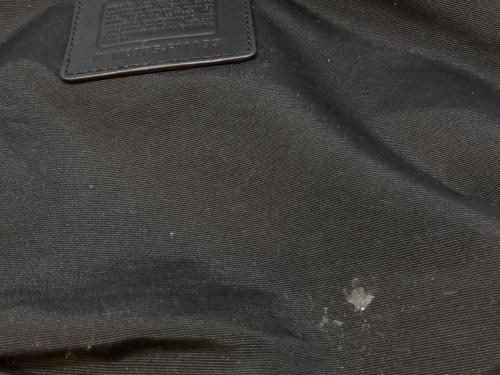 COACH（コーチ）COACH (コーチ) シグネチャー ショルダーバッグ ブラックの古着・服飾アイテム