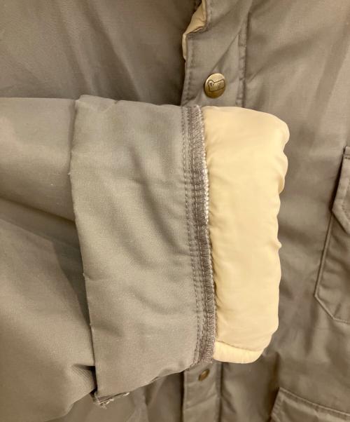 WOOLRICH（ウールリッチ）WOOLRICH (ウールリッチ) ダウンジャケット ベージュ サイズ:SIZE XLの古着・服飾アイテム