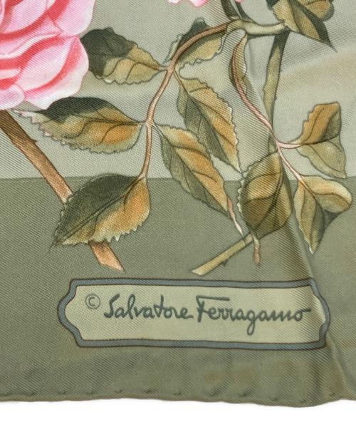 Salvatore Ferragamo（サルヴァトーレ フェラガモ）Salvatore Ferragamo (サルヴァトーレ フェラガモ) スカーフ グリーンの古着・服飾アイテム