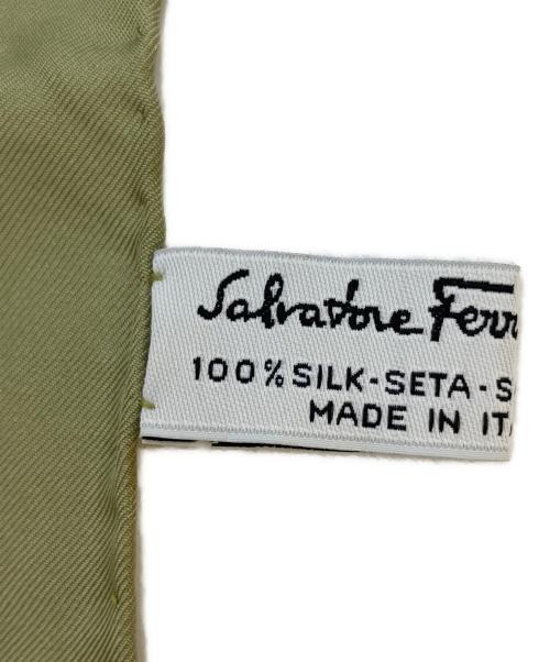 Salvatore Ferragamo（サルヴァトーレ フェラガモ）Salvatore Ferragamo (サルヴァトーレ フェラガモ) スカーフ グリーンの古着・服飾アイテム