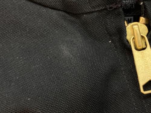 CarHartt（カーハート）CarHartt (カーハート) アクティブジャケット 中綿ジャケット ブラック サイズ:SIZE Mの古着・服飾アイテム