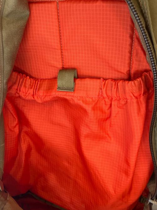 GREGORY（グレゴリー）GREGORY (グレゴリー) BEAMS PLUS (ビームスプラス) 別注 DAYPACK リュック ベージュの古着・服飾アイテム