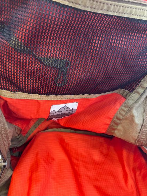 GREGORY（グレゴリー）GREGORY (グレゴリー) BEAMS PLUS (ビームスプラス) 別注 DAYPACK リュック ベージュの古着・服飾アイテム