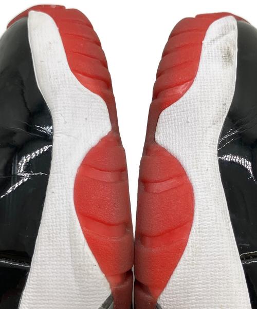 NIKE（ナイキ）NIKE (ナイキ) AIR JORDAN 11 RETRO LOW WHITE/UNIVERSITY RED/BLACK スニーカー ホワイト×ブラック×レッド サイズ:SIZE 27cmの古着・服飾アイテム