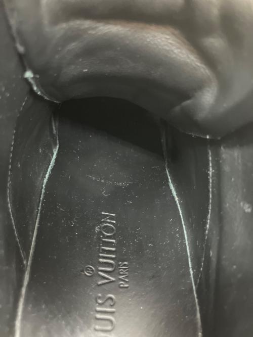 LOUIS VUITTON（ルイ ヴィトン）LOUIS VUITTON (ルイ ヴィトン) モノグラム MILLENIUM WEDGE　ハイカットスニーカー ブラック サイズ:SIZE 38 1/2の古着・服飾アイテム