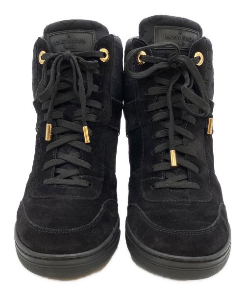 LOUIS VUITTON（ルイ ヴィトン）LOUIS VUITTON (ルイ ヴィトン) モノグラム MILLENIUM WEDGE　ハイカットスニーカー ブラック サイズ:SIZE 38 1/2の古着・服飾アイテム