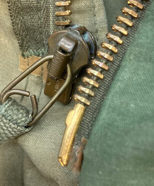 US ARMY（ユーエスアーミー）US ARMY (ユーエスアーミー) M-65 フィールドジャケット オリーブ サイズ:SMALL-LONGの古着・服飾アイテム