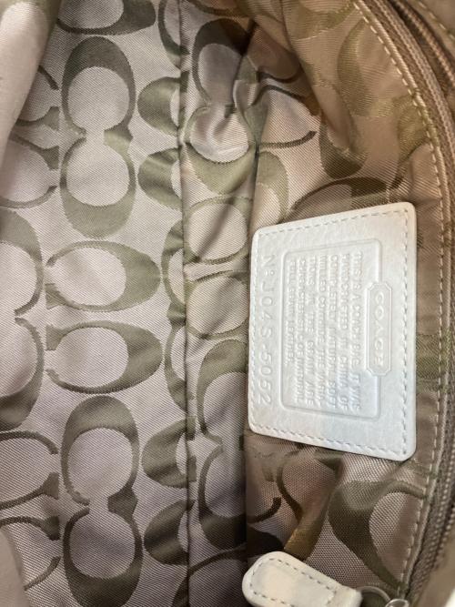 COACH（コーチ）COACH (コーチ) ミニワンショルダーバッグ ホワイトの古着・服飾アイテム