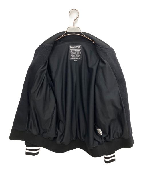 Hysteric Glamour（ヒステリックグラマー）Hysteric Glamour (ヒステリックグラマー) HYSTERIC WORLDワッペン ジャンパー ブラック サイズ:SIZE Mの古着・服飾アイテム