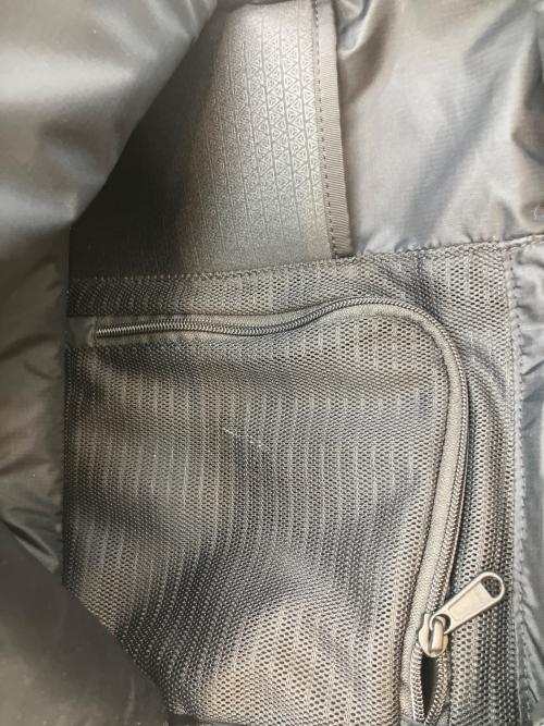THE NORTH FACE（ザ ノース フェイス）THE NORTH FACE (ザ ノース フェイス) シャトルデイパック リュック ブラックの古着・服飾アイテム