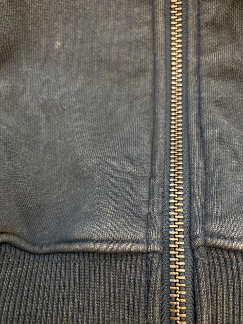 HIROKI TSUZUKI（ヒロキツズキ）HIROKI TSUZUKI (ヒロキツズキ) ボタン装飾　ジップパーカー グレー サイズ:SIZE Fの古着・服飾アイテム