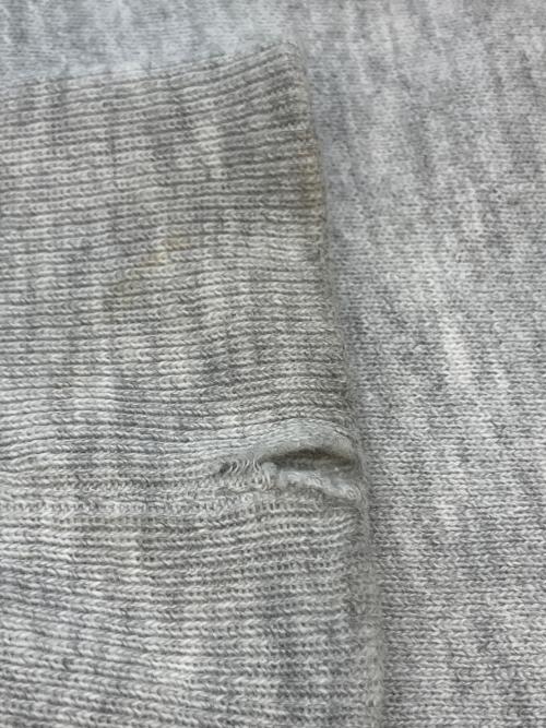 Champion（チャンピオン）Champion (チャンピオン) REVERSE WEAVE スウェット グレー サイズ:SIZE Mの古着・服飾アイテム