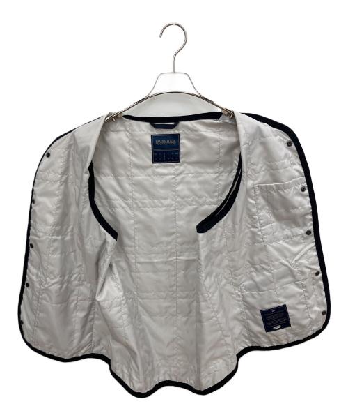 LAVENHAM（ラベンハム）LAVENHAM (ラベンハム) アンワディット ソーンハム　ナイロンベスト ベージュ×ブラック サイズ:SIZE M / 38の古着・服飾アイテム