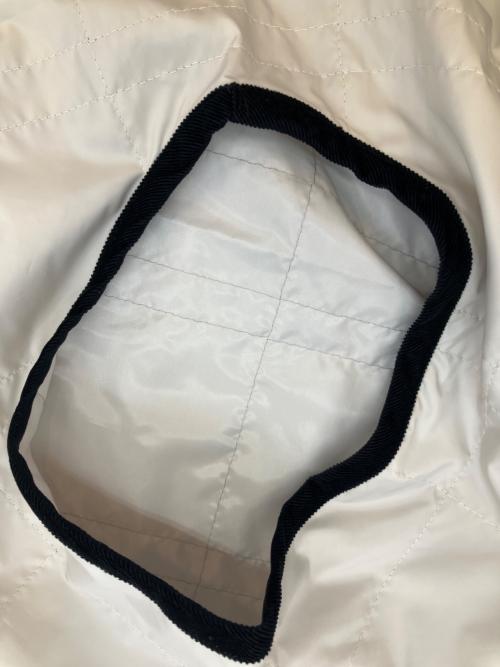 LAVENHAM（ラベンハム）LAVENHAM (ラベンハム) アンワディット ソーンハム　ナイロンベスト ベージュ×ブラック サイズ:SIZE M / 38の古着・服飾アイテム