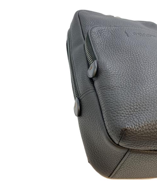 COACH（コーチ）COACH (コーチ) ゴッサム パック　ショルダーバッグ ブラックの古着・服飾アイテム