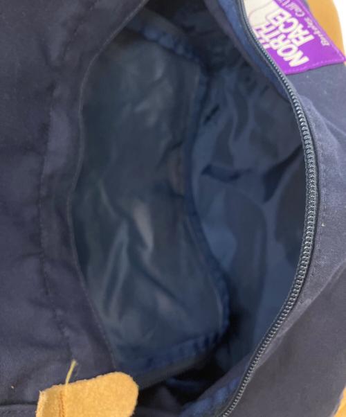 THE NORTH FACE（ザ ノース フェイス）THE NORTH FACE (ザ ノース フェイス) Medium Day Pack ネイビー×キャメルの古着・服飾アイテム